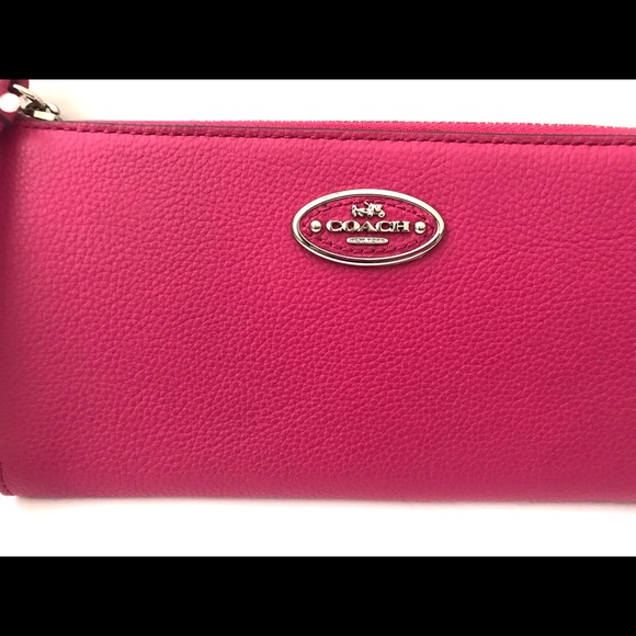 💕🆕 NWT Authentic COACH Fuchsia/Pink Leather Zippy Wallet/Wristlet - Picture 6 of 8